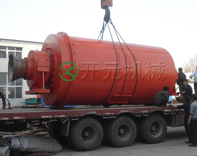 陶瓷球磨機發貨現場